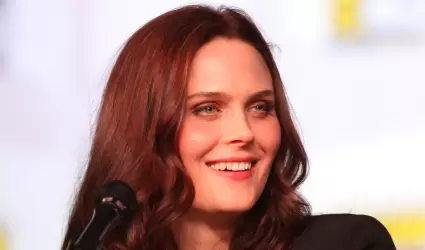 Emily Deschanel