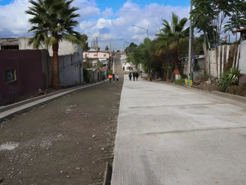 Refuerzan infraestructura urbana en colonias de Tijuana