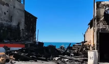 Inncendio de restaurante en Playas de Tijuana