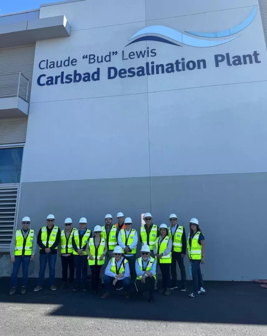 Secretario del Agua recorre planta desalinizadora de Estados Unidos