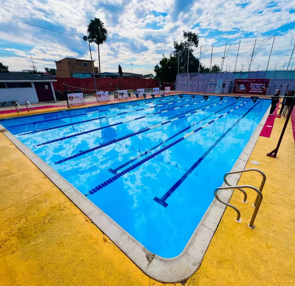 Reapertura de alberca de la Unidad Deportiva Reforma