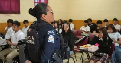 Programa de revisin preventiva en plantel educativo