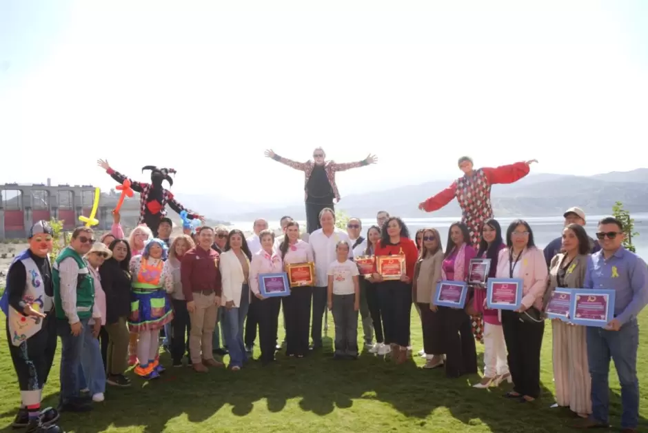 Alianza con asociaciones civiles por las y los nios con cncer