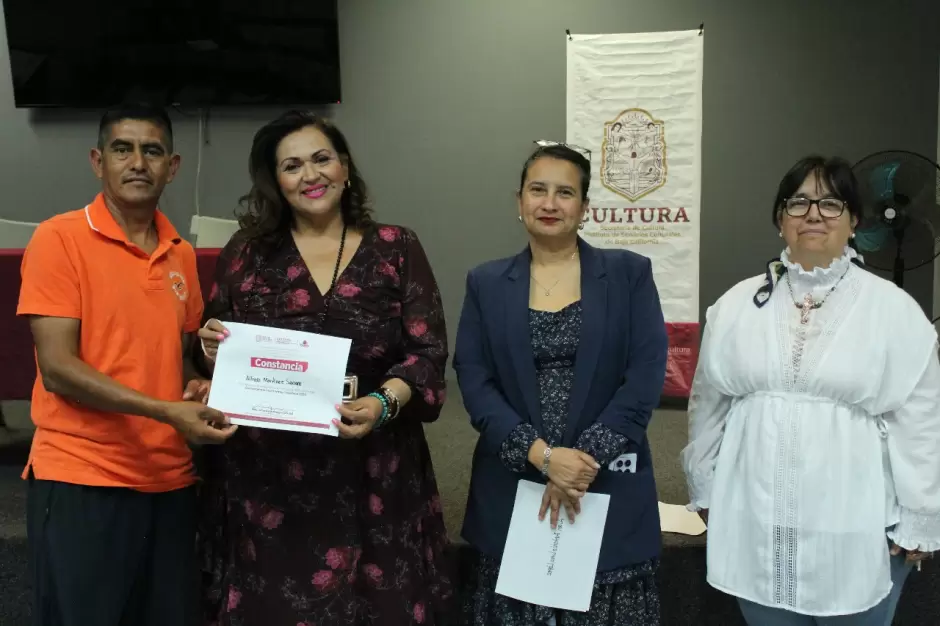 Entrega de apoyos de la convocatoria "Horizontes Creativos"