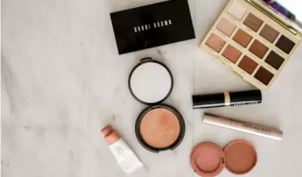 Regalos navideos prcticos y tiles, desde fragancias hasta maquillaje.
