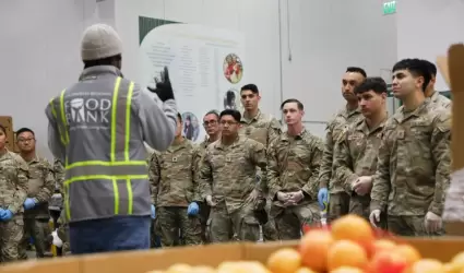 Despliega a Voluntarios de California