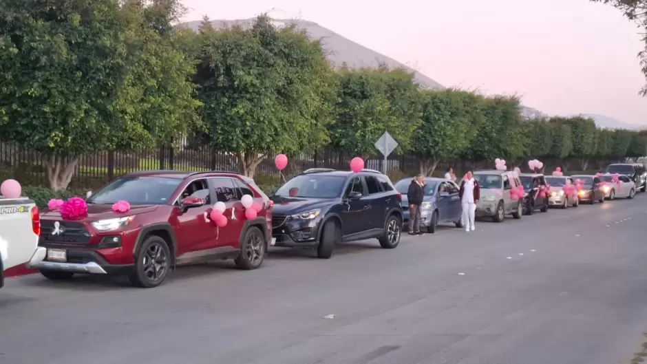 Caravana Rosa en Tijuana