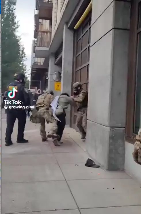 Consulado de Mxico en San Diego ofrece apoyo psicolgico a migrantes ante redadas del ICE