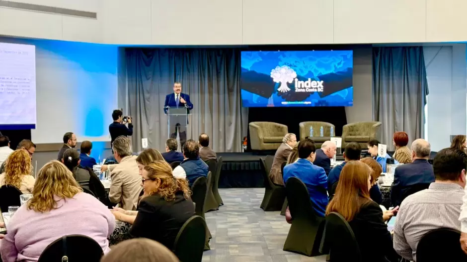 Reunin de socios de la Asociacin de la Industria Maquiladora y de Exportacin