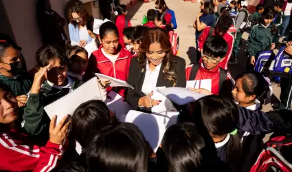 Claudia Agatn fortalece entre la niez los patrimonios histricos de Ensenada