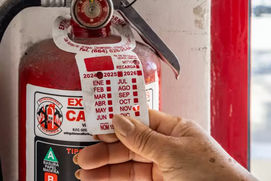 Operativo de inspeccin a tiendas Waldo's