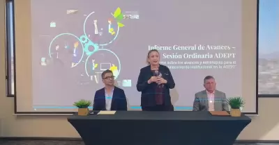 Acuerdan la SEP estatal y escuelas particulares sumar a paterfamilias en educaci