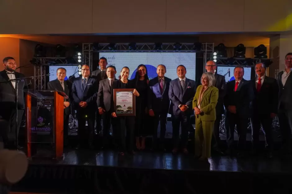 Cena "Girando por El Trompo" a favor de la niez tijuanense