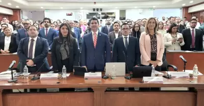 Glosa del Cuarto Informe de Gobierno con comparecencia de la Secretara del Trab