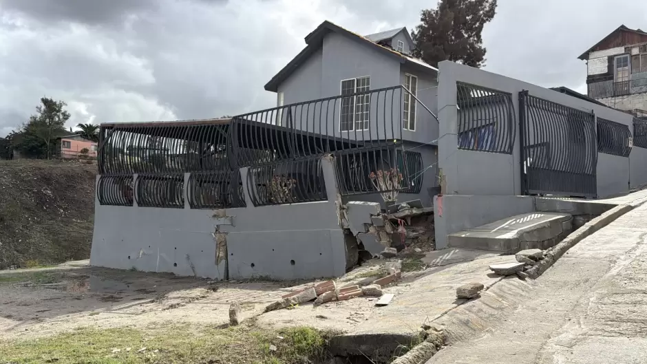 Deslizamiento en la Snchez Taboada