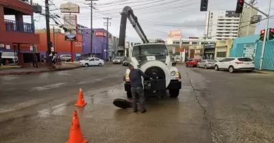 Trabajos de desazolve en Tijuana