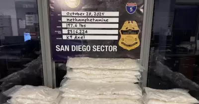 Decomisos de metanfetamina y cocana