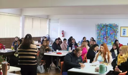 Docentes de primaria en Baja California