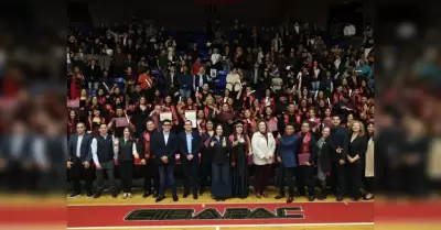 Ceremonia de graduacin de primera generacin de Preparatoria Abierta