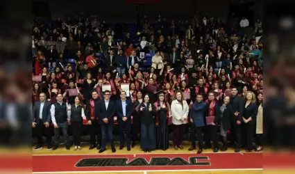 Ceremonia de graduacin de primera generacin de Preparatoria Abierta