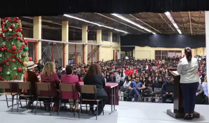 Conferencia "Libres y fuertes"