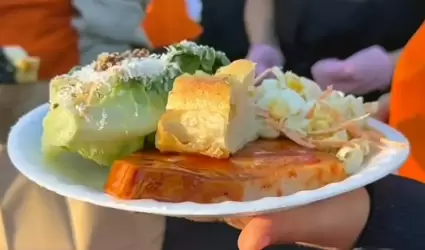 Cena de Accin de Gracias de Tijuana Sin Hambre