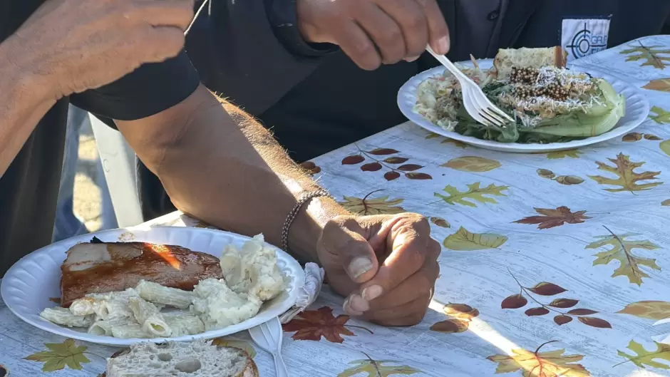Un plato de esperanza para quienes no tienen nada