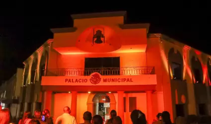 Palacio Municipal de Tecate se ilumina de naranja en conmemoracin del Da Inter