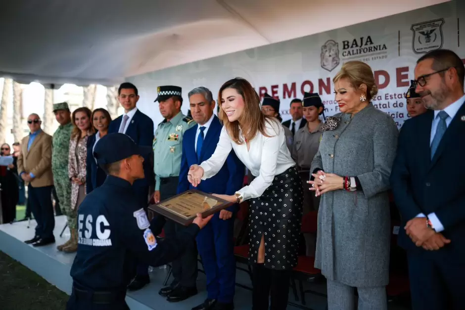 Entrega de nuevas patrullas