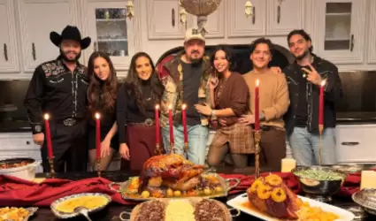 ngela Aguilar, Christian Nodal, Pepe Aguilar, Emiliano Aguilar, Familia Aguilar
