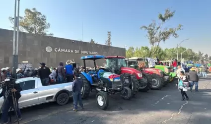Bloqueos de productores en San Lzaro