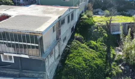 Engomados rojo de alto riesgo