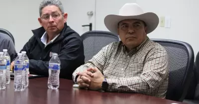 Acercamiento entre productores y la industria lechera