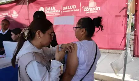 Vacunacin ante temporada invernal en Tijuana