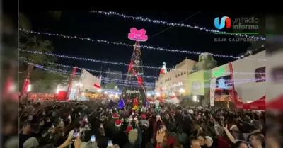 Realizan el tradicional encendido del rbol de Navidad CocaCola y Ayuntamiento d