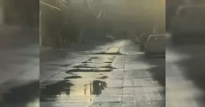 Fuga de agua sin reparar en colonia Garca