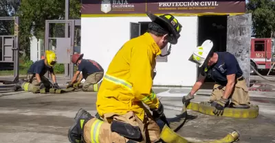 Concluye capacitacin en manejo de mangueras y standpipe para bomberos en Protec