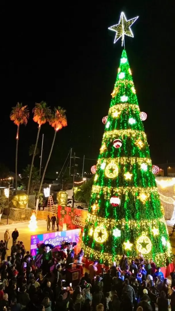Inauguración de la primera pista de patinaje sobre hielo