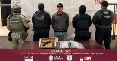 Detenido con arma y droga en Tijuana