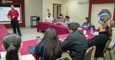 Capacitaciones a personal municipal