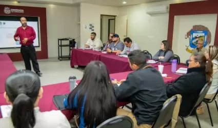 Capacitaciones a personal municipal