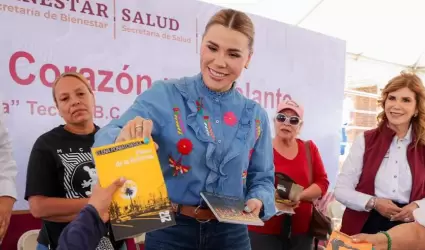 Gobernadora Marina del Pilar "5 libros por a�o" Gobierno de Baja California