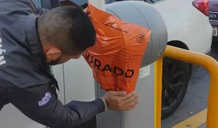 Clausuran estacionamientos de Plazas