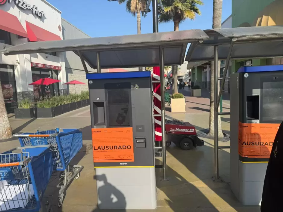 Clausuran estacionamientos de Plazas