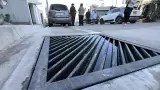 Vecinos de Tijuana exigen frenar descargas de aguas negras de lujoso edificio en