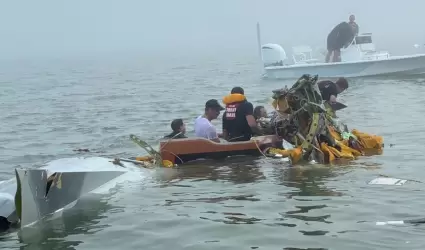 Rescate de personas que viajaban en aeronave de Semar