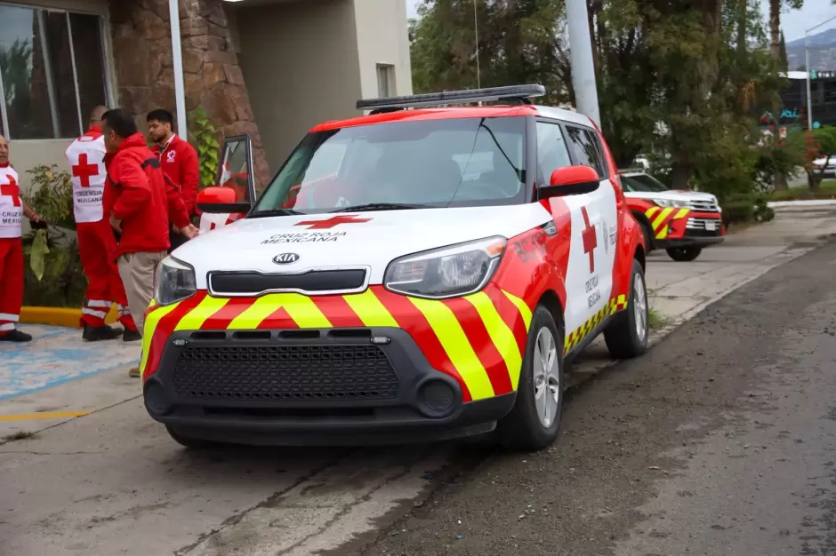 Gobierno de Tecate fortalece la atenci�n a emergencias con entrega de dos unidades a la Cruz Roja