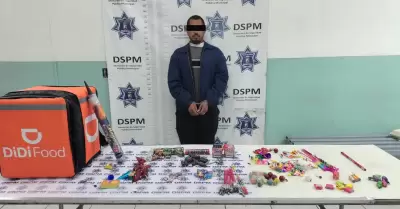 Polic�a Municipal detiene a hombre en posesi�n de pirotecnia