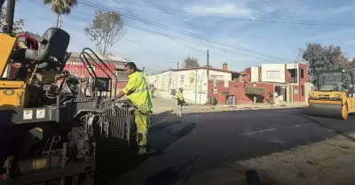 Reencarpetado de la calle Alisos