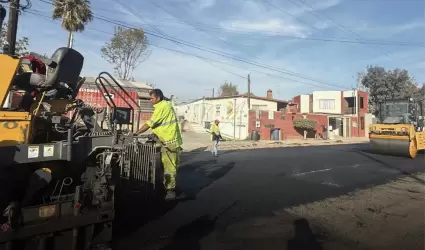 Reencarpetado de la calle Alisos